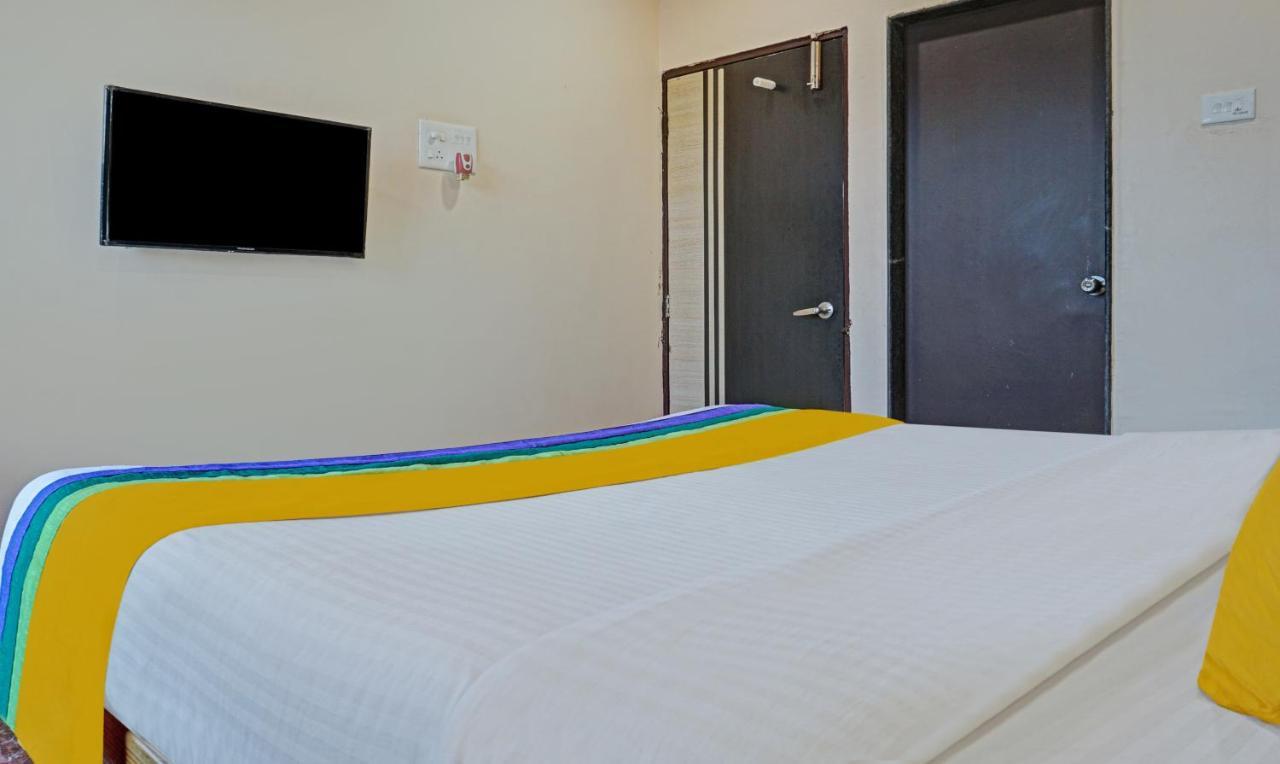 Itsy Hotels Punest Phursungi ภายนอก รูปภาพ